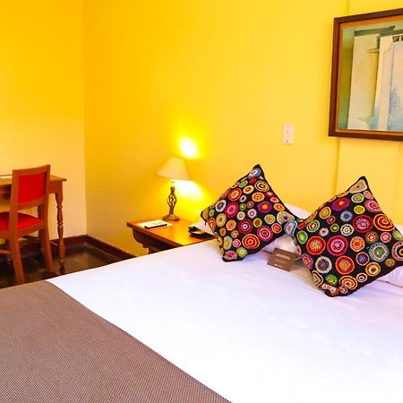 Dm Hoteles Ayacucho Exterior photo