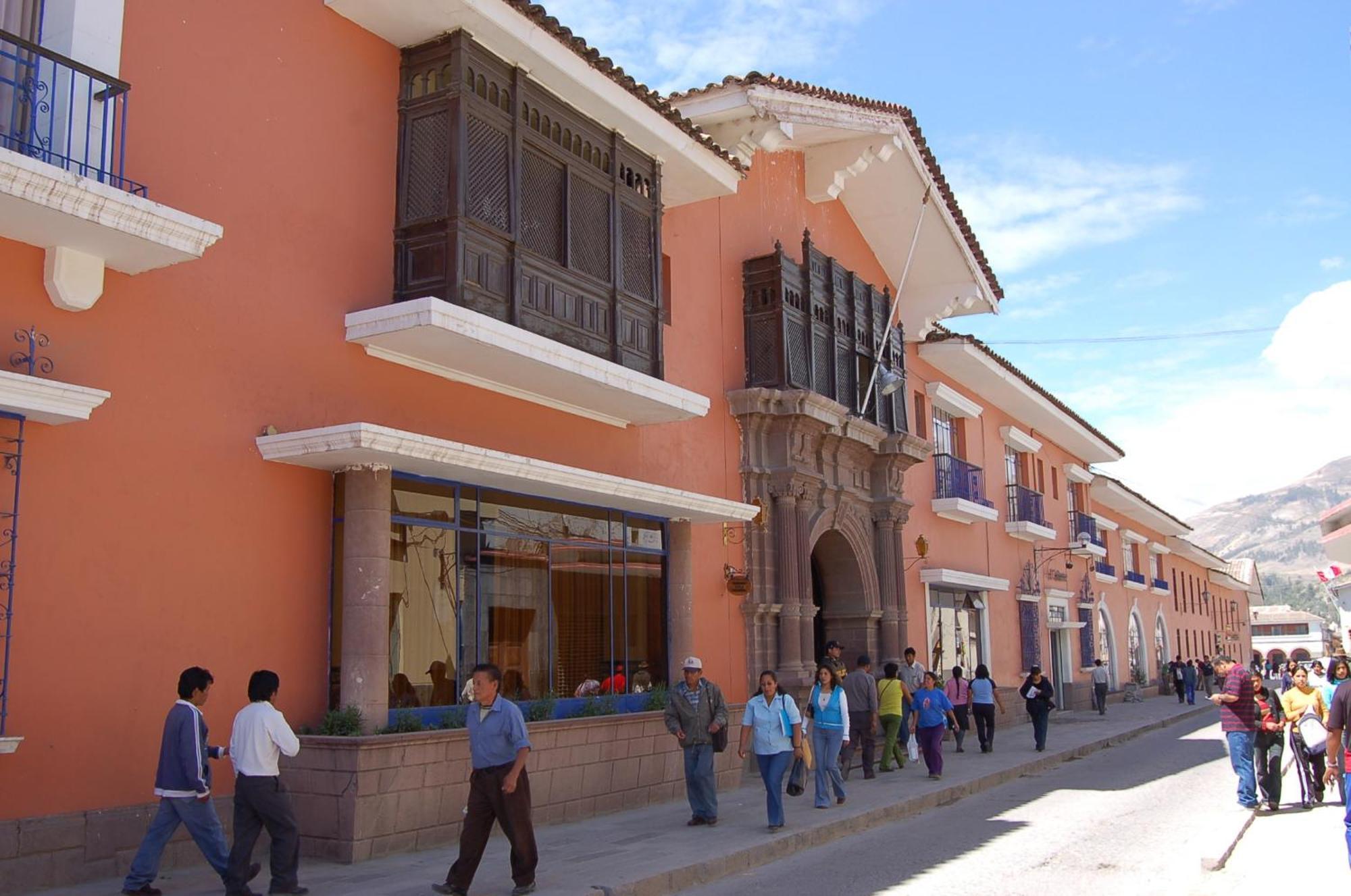 Dm Hoteles Ayacucho Exterior photo